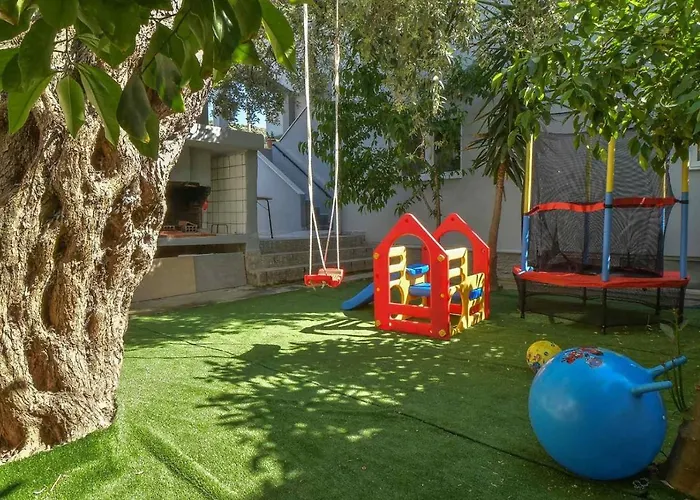 Noras Villas Collection